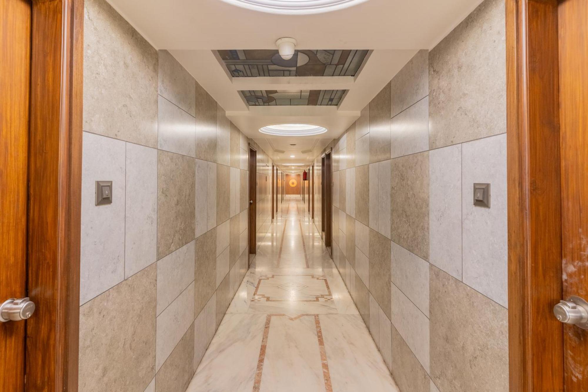 Hotel Sanmati Ahmedabad Exterior foto