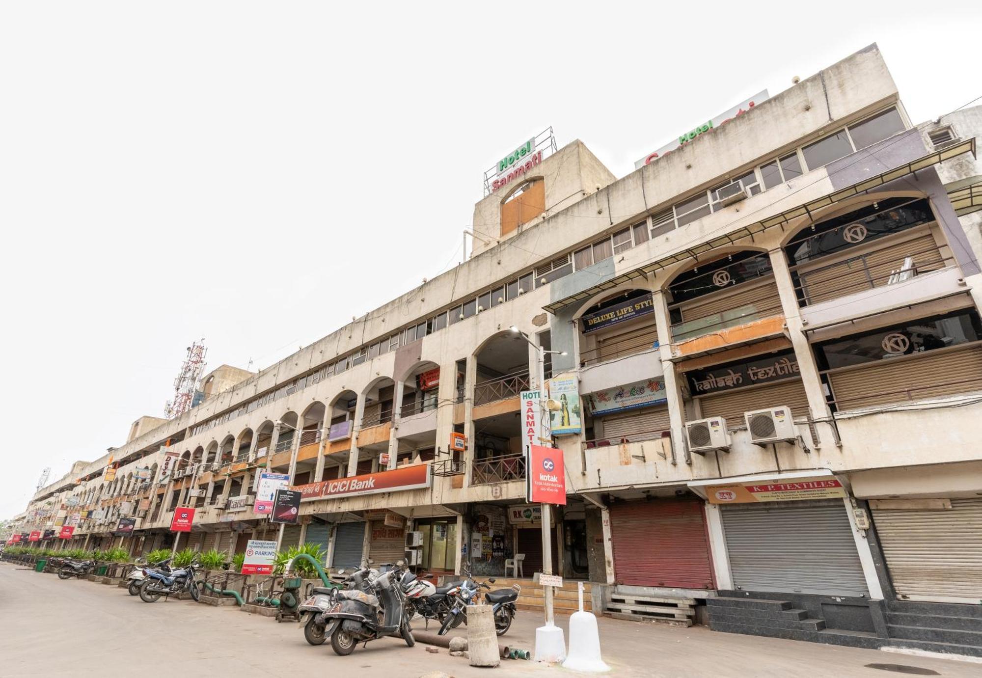 Hotel Sanmati Ahmedabad Exterior foto